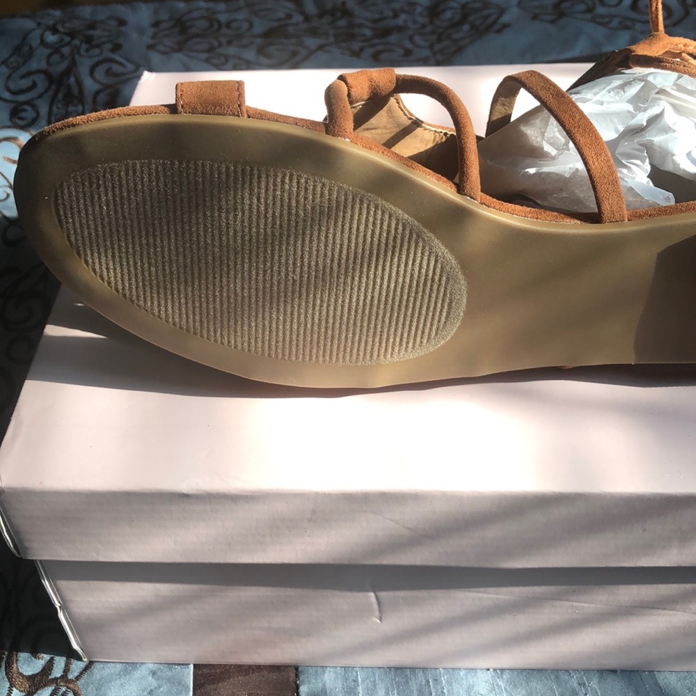 Shoes - Picture 2 of 2
